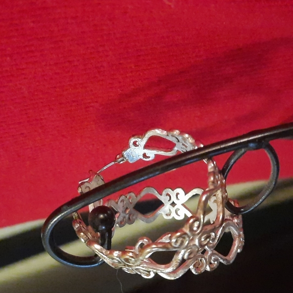 Silver Tone Earrings Hoops - Picture 3 of 4